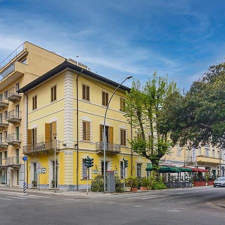 Villa Grazia เวียเรจโจ ภายนอก รูปภาพ