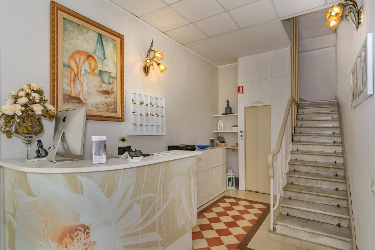Villa Grazia เวียเรจโจ ภายนอก รูปภาพ